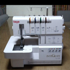 トーヨー　カバーステッチミシン L1-3C