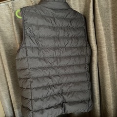 UNIQLO 中綿ベストの画像