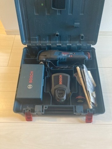 美品ボッシュ　マルチ　10.8v 各種歯
