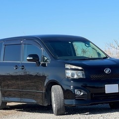 トヨタ　ヴォクシー　ZS  平成22年式後期