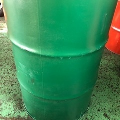 【売れました】ドラム缶 200L 1本。追加オプション→1カット...