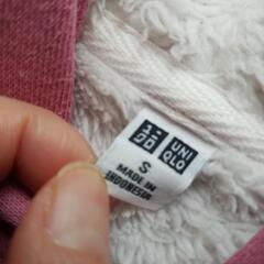 取引中！ユニクロ　Sサイズ　レディース ボア付き　パーカー　ピンク　の画像