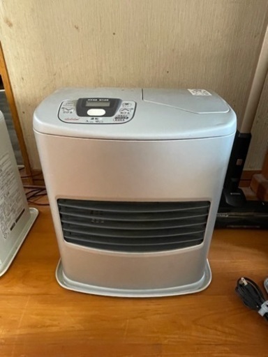トヨトミファンヒーターです。　交渉中