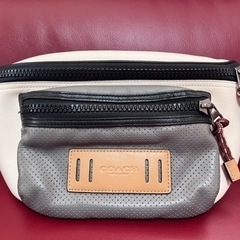 美品⭐︎コーチ⭐︎ショルダー⭐︎バッグパック⭐︎限定カラー⭐︎ホワイト