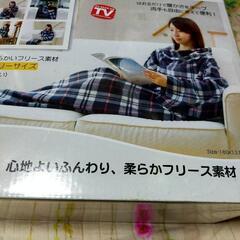 ナカトミ Cozy Blanket（チェック）着る毛布

の画像