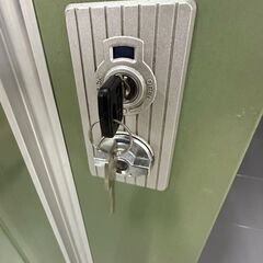 イナバ物置　NXN-40S　鍵付き　リサイクルショップ宮崎屋住吉店　23.2.7　ｙの画像