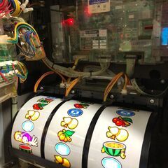【引取限定】山佐　燃えよ！功夫大戦　コイン不要機　実機の画像