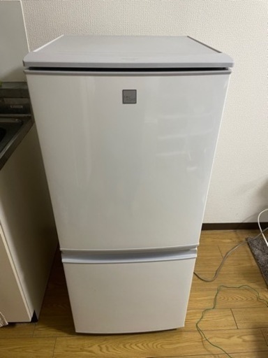 SHARP 一人暮らし用冷蔵庫　137L