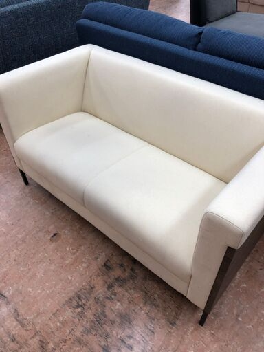 【引取限定】2人掛けｿﾌｧｰ 白【小倉南区葛原東】