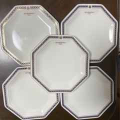 ジバンシー　デザートプレートの画像