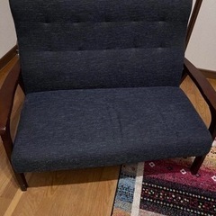 【引渡し決まりました】2人掛けソファー　ハイバックの画像