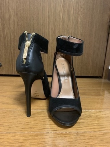 3/19まで★bcbgmaxazria★未使用★パンプス★