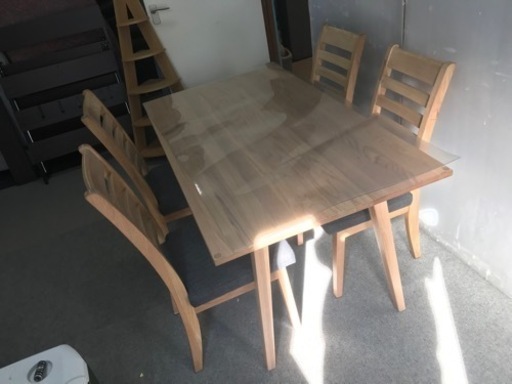 ニトリ　ダイニングセット　テーブル＆チェア4脚＆特注テーブルクロス付