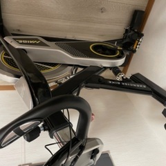 スピンバイク　トレーニング自転車　ダイエット　フィットネスの画像