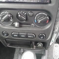 SUZUKI ジムニー(特別仕様車ランドベンチャー)の画像