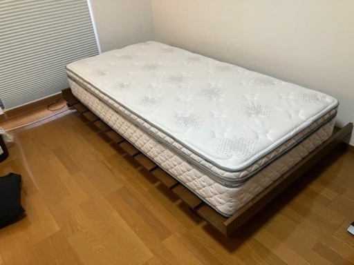 大幅値下げしました！　定価163000円！使用期間１年未満ベッドマットサータシングルベッドマット　PSスイートコンフォート４０ピローソフト6．8