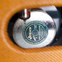 ■Fender Hot Rod Deluxe Locquered Tweed & Jensen c12n Limited Editionの画像