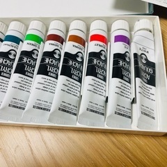 アクリル絵具　ターナー色彩株式会社の画像