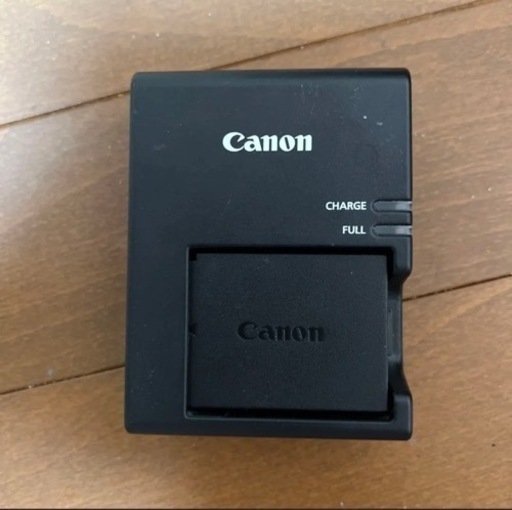 Canon EOS Rebel T3 カメラ