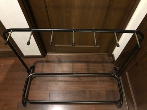 Multi Guitar Stand ギタースタンド【6本まで収納可能なコンパクトモデル】