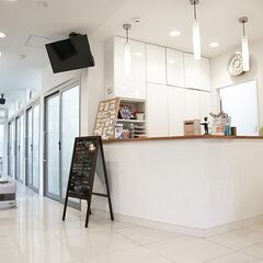 歯科受付★未経験歓迎★社保厚生年金完備★昇給・賞与あり★完全週休2日制の画像