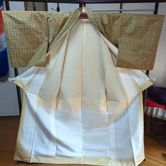 訳あり　大島紬　淡黄色（たんこうしょく）の小紋　袷　お稽古　着付　リメイクの画像