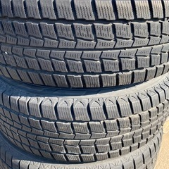 ハイエース用アルミホイール付き冬タイヤ