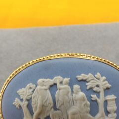 ウェッジウッド ブローチ ジャスパー ブルー×ゴールド アクセサリー 装身具 WEDGWOOD 札幌 西岡店の画像