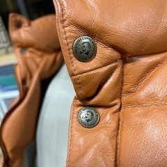 最終値下げ　 BOSS ジャン　非売品10周年記念アニバーサリー本革 ダウンジャケット BOSSジャン ボスジャン 茶色 メンズ L 良品の画像