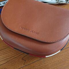 TOMMYJEANS ショルダーバッグ 茶の画像