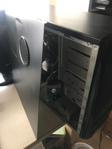 自作パソコン？　i5２世代　メモリ4ギガ　グラボ1ギガ