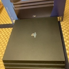 PS4Pro CUH-7200B B01の画像