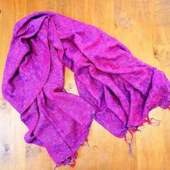 柔らかな肌触り！大人ストール&ニットバッグの画像