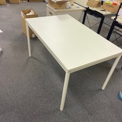 【無料】オフィスデスク譲ります！！