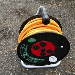 電源ケーブル20mの画像