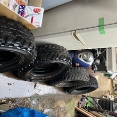 グラントレック285/75R16の画像