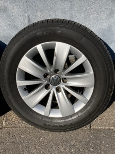 ⭐️決まりました⭐️フォルクスワーゲン純正アルミホイール&タイヤのセット 215/60R16
