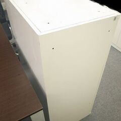オフィス　キャビネット　鍵付き3段引き出し　無料の画像