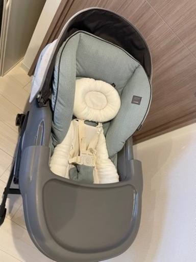 コンビ　ホワイトレーベル　ネムリラオートスウィング　ミンティブルー