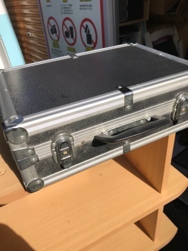 エステ機材　プロ用　定価500000円のもの