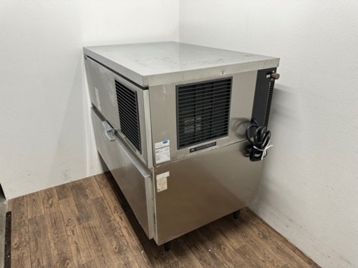 大和冷機　ダイワ　業務用　全自動製氷機　キューブアイス　店舗　飲食店　厨房　ＤＲＩ－１５０ＬＭ２