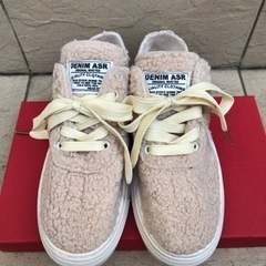 ほぼ新品＊ABITOKYO ボアスニーカーの画像