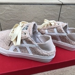 ほぼ新品＊ABITOKYO ボアスニーカーの画像