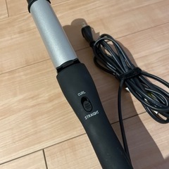 ストレートアイロン　500円の画像