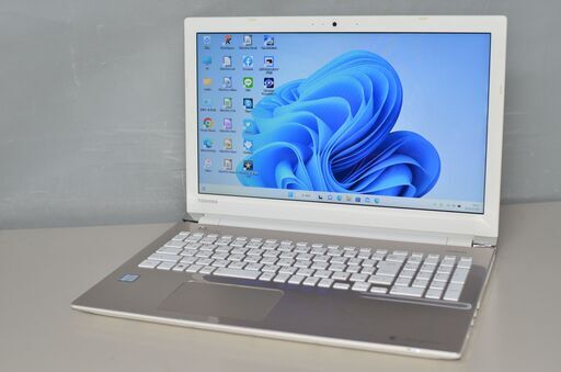 最新Windows11+office 東芝 dynabook AZ45/BG 高性能core i5-6200U/メモリ8GB/爆速SSD256GB/15.6インチ/WEBカメラ/無線内蔵/DVDマルチ搭載