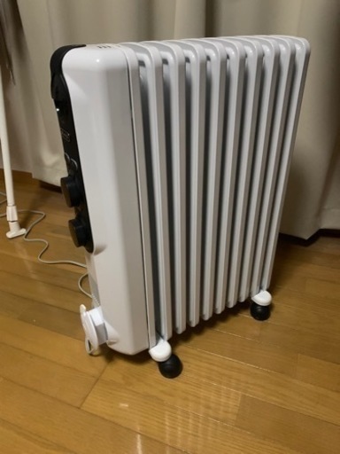 デロンギ　オイルヒーター　RHJ35M1015-BK