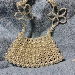 フラワーショルダービーズバッグの画像