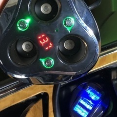 USB シガーソケット 電圧計の画像