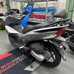 PCX56型✨距離少なめ✨バックレスト付き‼️セル1発✨全国陸送✨の画像