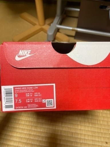 スニーカー Nike WMNS Dunk Low 